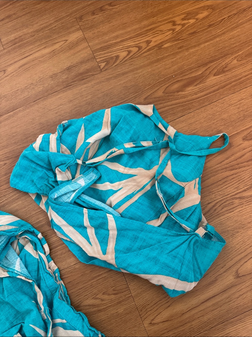 Turquoise Floral Two-Piece Wrap Skirt Set - Picture 2 of 2